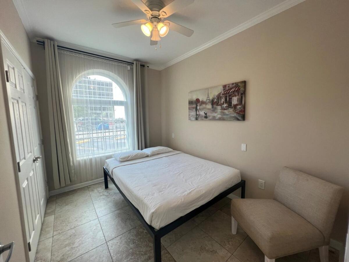 Tise Plaza Condos New Orleans Esterno foto