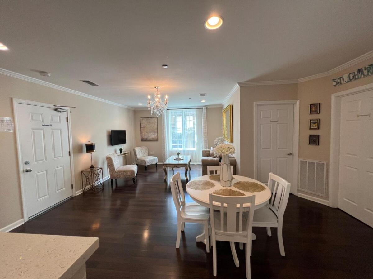 Tise Plaza Condos New Orleans Esterno foto
