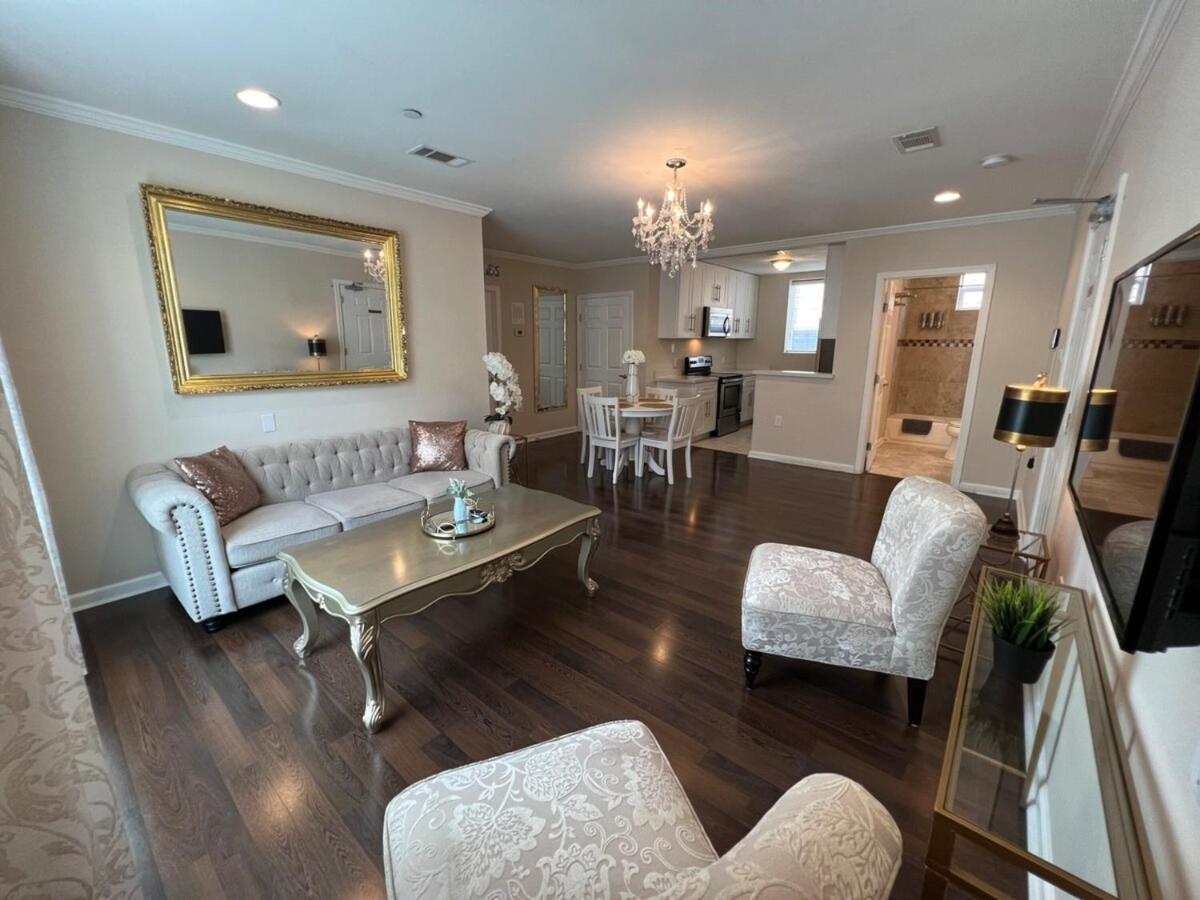 Tise Plaza Condos New Orleans Esterno foto